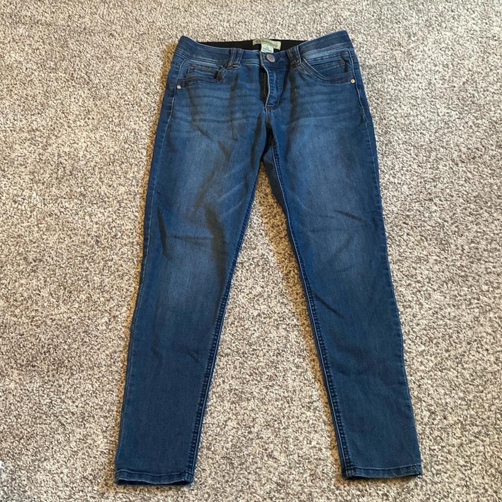 Democracy Ab technology Jean